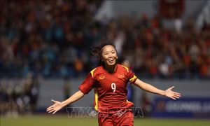 Huỳnh Như ghi bàn phút 59, Việt Nam vượt lên dẫn trước Thái Lan 1 - 0