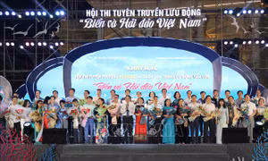 Khai mạc hội thi tuyên truyền lưu động 'Biển và hải đảo Việt Nam'