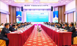 Việt Nam - Lào thắt chặt hợp tác quản lý, phát triển biên giới