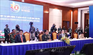 Việt Nam nỗ lực duy trì đà hợp tác quốc phòng trong ASEAN 
