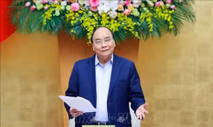 Nâng cao mức sống và điều kiện làm việc cho công nhân là nhiệm vụ quan trọng và cấp bách