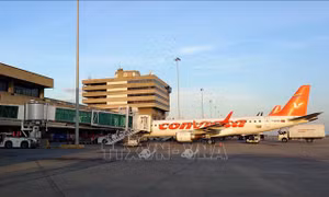 Sân bay chính của Venezuela nối lại hoạt động sau thảm họa động đất