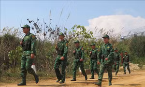 Đấu tranh phòng chống tội phạm, giữ vững an ninh tại khu vực ngã ba biên giới