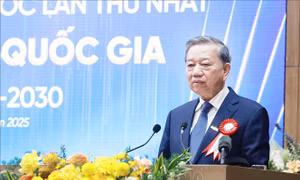 Tổng Bí thư: Hỗ trợ tối đa phát triển lĩnh vực dữ liệu, để Việt Nam sớm trở thành quốc gia số