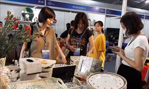 Khai mạc Hội chợ quốc tế Quà tặng hàng thủ công mỹ nghệ Hà Nội