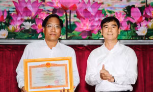 Học và làm theo Bác: Tấm lòng thầy giáo hiến thận cho người xa lạ 