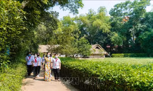 Quê hương Nghệ An tri ân, tưởng nhớ công lao to lớn của Chủ tịch Hồ Chí Minh