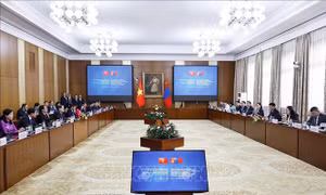 Chủ tịch Quốc hội Trần Thanh Mẫn hội đàm với Chủ tịch Quốc hội Mông Cổ