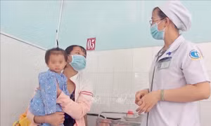 Gia tăng số ca mắc xuất huyết và tay chân miệng trong giai đoạn chuyển mùa