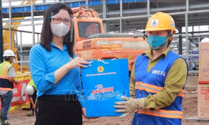Kiến nghị miễn giảm tiền điện, nước và tiền thuê nhà cho người lao động