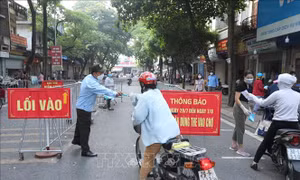 Chuyên gia Trần Đắc Phu khuyến cáo hạn chế đi chợ để tránh lây nhiễm