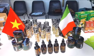 Ấn tượng gia vị Việt Nam tại Hội chợ quốc tế về ớt và gia vị Rieti, Italy