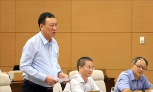 Thể chế hóa kịp thời chủ trương, chính sách của Đảng về phòng, chống tham nhũng