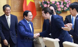 Thủ tướng tọa đàm với các doanh nghiệp Nhật Bản đang đầu tư tại Việt Nam