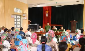 Hiệu quả khi đảng viên Công an về sinh hoạt ở chi bộ thôn, bản
