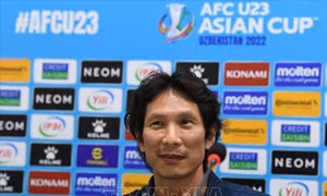 VCK U23 châu Á 2022: HLV Gong Oh Kyun nhận 'mưa' lời khen từ quê nhà 