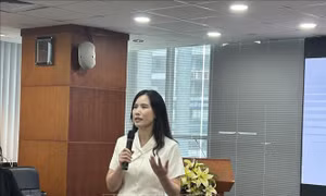 Hành trình thầm lặng của các nhà khoa học nữ