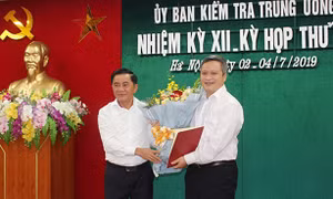 Luân chuyển ông Trần Tiến Hưng làm Phó Bí thư Tỉnh ủy Hà Tĩnh