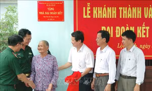Bộ đội Biên phòng Thừa Thiên - Huế giúp hộ khó khăn an cư lạc nghiệp