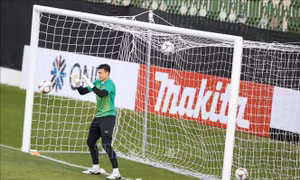 Teerasil Dangda hồi hộp khi đối đầu Đặng Văn Lâm tại King's cup 2019