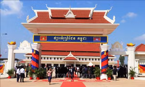 Bàn giao chợ biên giới kiểu mẫu (Chợ Đa) cho Campuchia