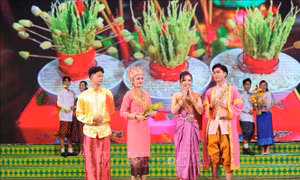 Tôn vinh, phát huy giá trị văn hóa truyền thống đồng bào Khmer Nam Bộ