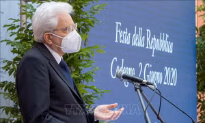 Tổng thống Italy cảnh báo đại dịch COVID-19 chưa kết thúc