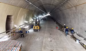 Tập trung thi công nước rút trên công trường hầm Đèo Ngang