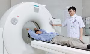 Phát triển y tế chuyên sâu gắn với nâng cao năng lực y tế cơ sở