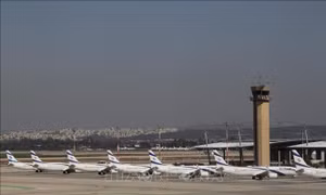 Israel: Hãng hàng không El Al đối mặt án phạt 35 triệu USD