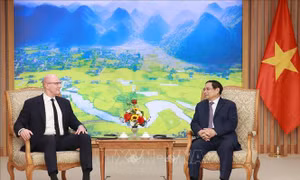 Thủ tướng Phạm Minh Chính tiếp Phó Thủ tướng LB Nga Dmitry Chernyshenko