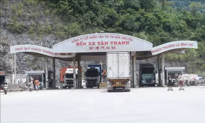 Giữ nhịp thông quan hàng hóa qua cửa khẩu Lạng Sơn dịp 2/9