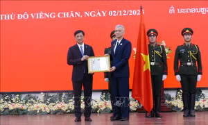 Hà Nội và Viêng Chăn tiếp tục hợp tác chặt chẽ, bền vững