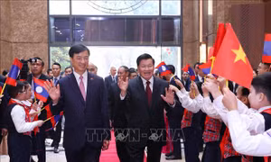 Không ngừng vun đắp, phát triển mối quan hệ đặc biệt Việt Nam - Lào