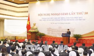 Đẩy mạnh ba trụ cột của ngành Ngoại giao hướng đến nền ngoại giao toàn diện, hiện đại