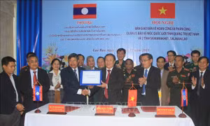 Thống nhất quản lý, bảo vệ mốc quốc giới Việt - Lào