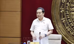 Chủ tịch Quốc hội: Không để cán bộ làm việc theo thói quen cũ trong nhiệm kỳ có yêu cầu mới