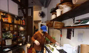 Nhiều cơ sở kinh doanh tại Hà Nội chuẩn bị mở cửa trở lại