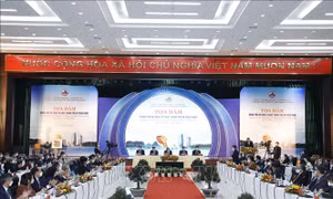 Chủ tịch nước dự Tọa đàm 'Thành phố Đà Nẵng 25 năm: Thành tựu và Triển vọng'
