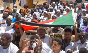 Phong trào biểu tình ra yêu sách mới với hội đồng chuyển tiếp Sudan