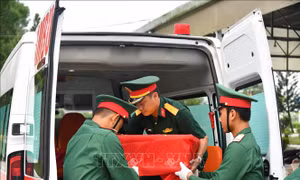 Chiến dịch 500 ngày đêm: Bàn giao 670 mẫu sinh phẩm hài cốt liệt sĩ đi giám định ADN