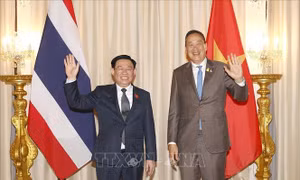 Chủ tịch Quốc hội Vương Đình Huệ hội kiến Thủ tướng Thái Lan Srettha Thavisin