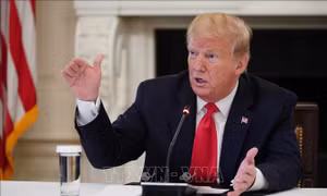 Tòa án Tối cao Mỹ bắt đầu xem xét vụ công khai hồ sơ thuế của Tổng thống Trump