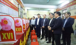 Phó Chủ tịch Quốc hội kiểm tra công tác bầu cử tại Hà Tĩnh