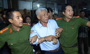 Khởi tố đối tượng giang hồ cộm cán tại khu du lịch biển Hải Tiến
