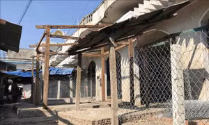 Lãnh đạo Phú Yên đối thoại với người dân về việc di dời chợ Yến