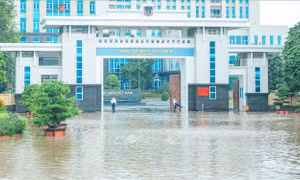 Hà Nội: Còn nhiều điểm ngập úng cục bộ; mực nước các sông, hồ vẫn ở ngưỡng cao