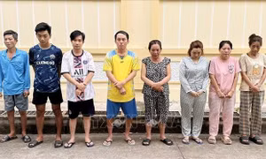 Khởi tố 21 đối tượng tội 'Đánh bạc' và 'Tổ chức đánh bạc'
