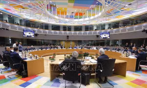 Anh rút khỏi EU - Tương lai chưa ngã ngũ