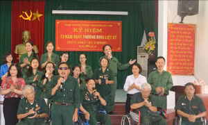  Ngôi nhà ấm áp nghĩa tình